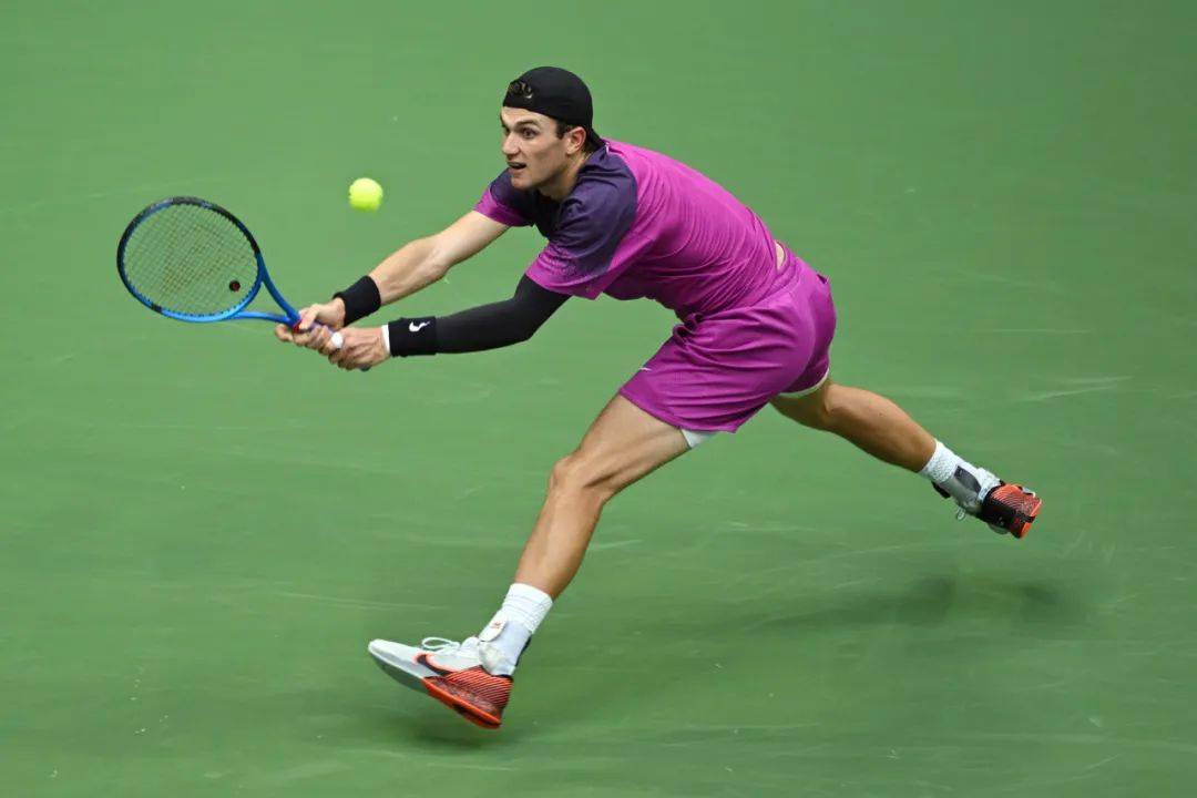 场外的亲密 场外的亲密