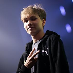 也因为门前 也因为门前